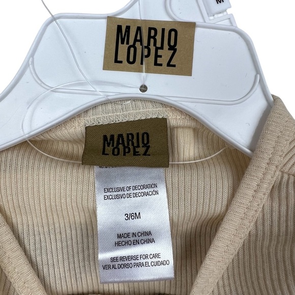 Mario Lopez Baby 3-piece Bodysuit Footed Pants Hat Outfit Set - Size 3/6M - Picture 2 of 4